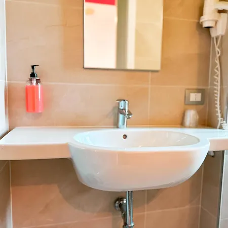 Nuovo Del Porto Hotel 3*