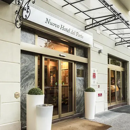 Hotel Nuovo Del Porto 3*