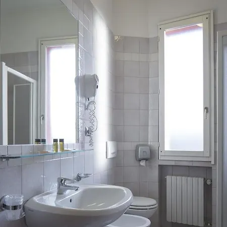 Nuovo Del Porto Hotel Bolonha